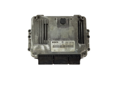 Steuergerät 0281013907 8200705747 8200705748 Renault Bosch 17526