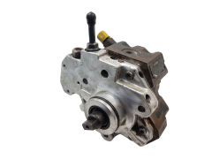 Einspritzpumpe Bosch 22100-33010 0445010047 1.4D Mini Toyota