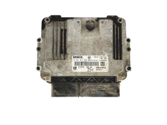 Steuergerät Opel 0281011943 55556829 8973785712 Bosch 
