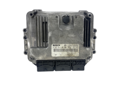Steuergerät 0281013907 8200705747 8200705748 Renault Bosch 50789