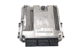 Steuergerät 0281015781 8200726880 8200980329 Renault Bosch 2.0 dCi Laguna 3