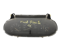Tacho Kombiinstrument Ford Escort Fiesta 96FB-10849-CA 48218
