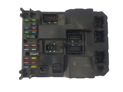 Steuergerät BSI J03-00 9651196880 9651197580 PSA Valeo 1867