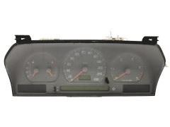 Tacho Kombiinstrument Volvo V70 9168386 69794-700T 33155