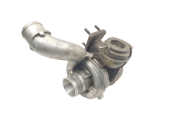 Turbolader 8200447624 GT1852V 2.2 DCI Renault 718089-7