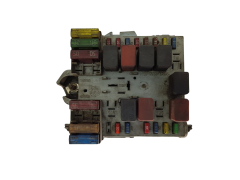 Sicherungskasten Relaiskasten Fiat 46846109 57657 0046846109057657 Delphi Sicherungskasten Relaiskasten Fiat 46846109 57657 0046846109057657 Delphi