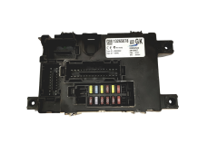 Sicherungskasten Relaiskasten Opel 13265078 28100927 GK GM 21802 Sicherungskasten Relaiskasten Opel 13265078 28100927 GK GM 21802