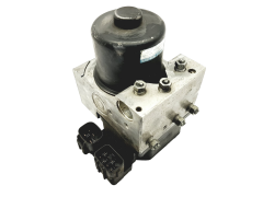 Abs-Pumpe Toyota Celica 44510-32070 133000-4110 Denso 39698 Abs-Pumpe Toyota Celica 44510-32070 133000-4110 Denso 39698