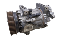 Klimakompressor 8200898810--B Valeo DCS-17EC Renault Laguna 3 Klimakompressor 8200898810--B Valeo DCS-17EC Renault Laguna 3