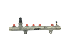 Einspritzleiste Kraftstoffverteiler 8200330912 0445214065 0281002720 1.9dCi Ren