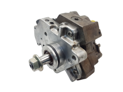 Einspritzpumpe Bosch 8200170377 0445010033 2.2 2.5 DCI Renault 1032