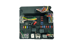 Sicherungskasten Relaiskasten 284B7JY00A 519222434 Renault