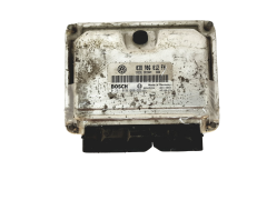 Steuergerät 038906012FN 0281010686 VW Seat Bosch 23821
