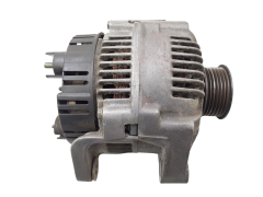 Lichtmaschine Generator Renault 7700424582 2541981A 110A Valeo Lichtmaschine Generator Renault 7700424582 2541981A 110A Valeo