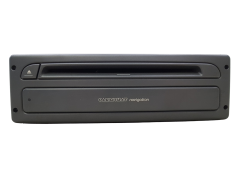 Navigationssystem Renault Laguna 2 8200339751 RENNRR110-00 Carminat 4