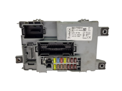 Steuergerät 00517935210 28211878 Ford FoMoCo 20718 Steuergerät 00517935210 28211878 Ford FoMoCo 20718