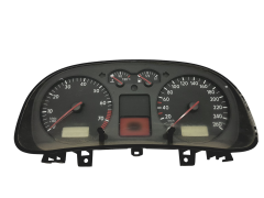 Tacho Kombiinstrument VW Golf MK4 Bora 1J0920825A 0263628061 40982