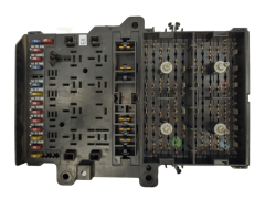 Sicherungskasten Relaiskasten Chrysler Dodge P04707994AE 19636