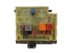 Sicherungskasten Relaiskasten 96AG-14A073-EA Ford Sicherungskasten Relaiskasten 96AG-14A073-EA Ford