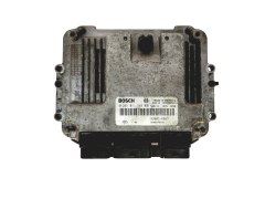 Steuergerät 0281011549 8200310863 8200370779 Renault Bosch 24615