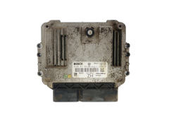 Steuergerät Opel 0281011943 55556829 8973785711 Bosch 42327