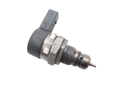 Kraftstoffdruckgeber Mercedes-Benz A6110780449 0281002494 Bosch