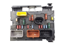 Steuergerät Citroen Peugeot BSM L03 9664055480 Steuergerät Citroen Peugeot BSM L03 9664055480
