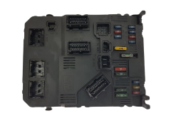 Steuergerät BSI F02-00 9646775180 S118085200E PSA Siemens 2132 Steuergerät BSI F02-00 9646775180 S118085200E PSA Siemens 2132