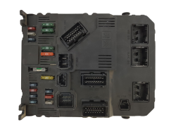 Steuergerät BSI E01-00 9650584580 S118085320B PSA Siemens 1512 Steuergerät BSI E01-00 9650584580 S118085320B PSA Siemens 1512