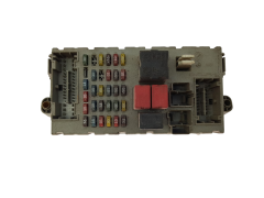 Sicherungskasten Relaiskasten Fiat 46520600 46817785 Delphi 18290