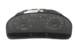 Tacho Kombiinstrument VW Passat B5 88311245 1086