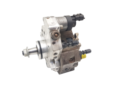 Einspritzpumpe 8200457039 0445010033 2.2Dci Renault Bosch S3