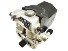 Abs-Pumpe Mercedes C W202 0265200043 Bosch 37060 Abs-Pumpe Mercedes C W202 0265200043 Bosch 37060