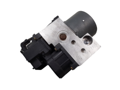 Abs-Pumpe Nissan Primera 476608F815 0265216586 0273004316 1700