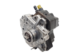 Einspritzpumpe Bosch 8689590 0445010043 2.4 D Volvo 1105