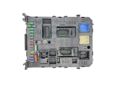 Steuergerät BSI 9678477180 BSI04EVK04-00 PSA 58895 Steuergerät BSI 9678477180 BSI04EVK04-00 PSA 58895