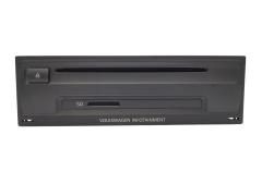 Navigationssystem SD VW Golf 7 INFOTAINMENT 5G0035819A CQ-SV24F0AE MIB Navigationssystem SD VW Golf 7 INFOTAINMENT 5G0035819A CQ-SV24F0AE MIB