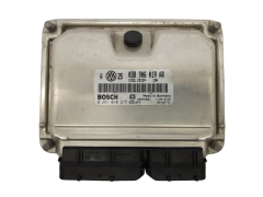 Steuergerät VW Audi 038906019AR 0281010215 Bosch
