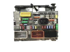 Steuergerät BSM-R04-01 9807028780 PSA Delphi Steuergerät BSM-R04-01 9807028780 PSA Delphi