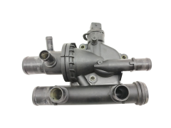 Thermostat Gehäuse 8200154296 Renault Espace 4 2.2 DCI