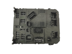 Steuergerät BSI E02-00 9650584680 S118085220B PSA Siemens Steuergerät BSI E02-00 9650584680 S118085220B PSA Siemens