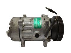 Kompressor Klimaanlage Renault Megane I 7700272987 SD7V16 1143 Sanden 6990 Kompressor Klimaanlage Renault Megane I 7700272987 SD7V16 1143 Sanden 6990