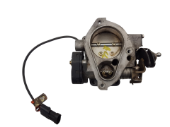 Drosselklappe Renault Safrane 2.2 12V J7T 713992/00 5.32677.00 Drosselklappe Renault Safrane 2.2 12V J7T 713992/00 5.32677.00