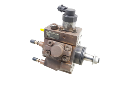 Einspritzpumpe 8200503229 0445010140 Bosch Renault 2.5 dCi Einspritzpumpe 8200503229 0445010140 Bosch Renault 2.5 dCi