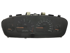 Tacho Kombiinstrument Chrysler Voyager 04685268 TN257410-1113