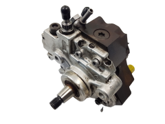 Einspritzpumpe Bosch 8973279242 0445010086 1.7 CDTI Opel