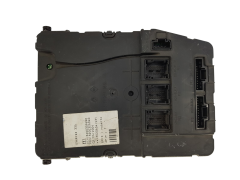 Steuergerät UCH X84 N2 8200309690 S118400220D Renault Siemens 1185