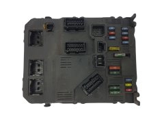 Steuergerät BSI E03-00 9657999880 S118085120F PSA Siemens 2057 Steuergerät BSI E03-00 9657999880 S118085120F PSA Siemens 2057