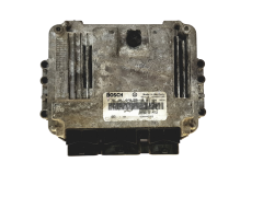 Steuergerät 0281011940 8200311550 8200442263 Renault Bosch 27592