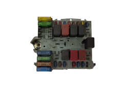 Sicherungskasten Relaiskasten Fiat 46796539 0046796539057657 Delphi Sicherungskasten Relaiskasten Fiat 46796539 0046796539057657 Delphi